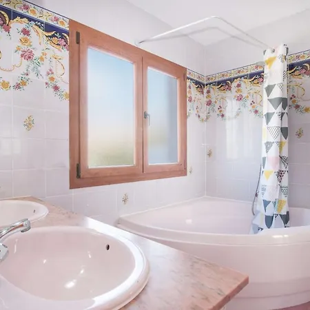 Villa Ibiza - Plusholidays