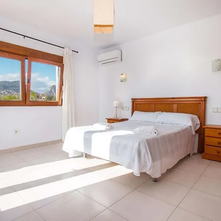 Ibiza - Plusholidays Calp